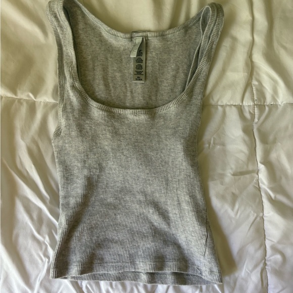 Skims Cotton Rib Tank Top - Picture 2 of 2
